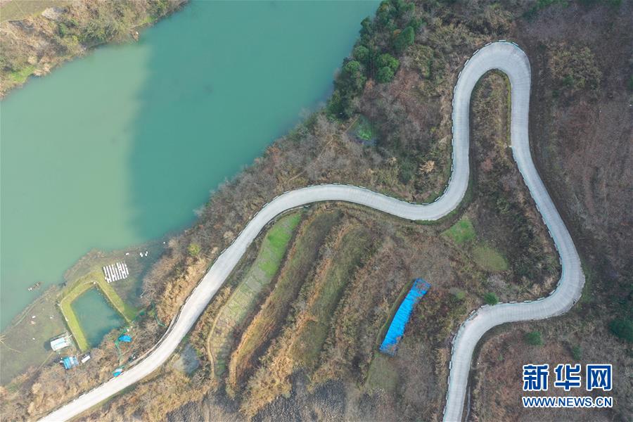 Galeria: Habitantes de Guizhou com acesso generalizado a rodovias