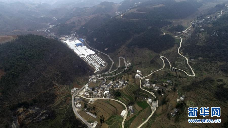 Galeria: Habitantes de Guizhou com acesso generalizado a rodovias