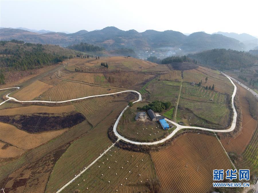 Galeria: Habitantes de Guizhou com acesso generalizado a rodovias