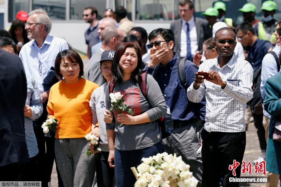 Etiópia: Familiares das vítimas do voo ET302 realizam cerim?nia fúnebre