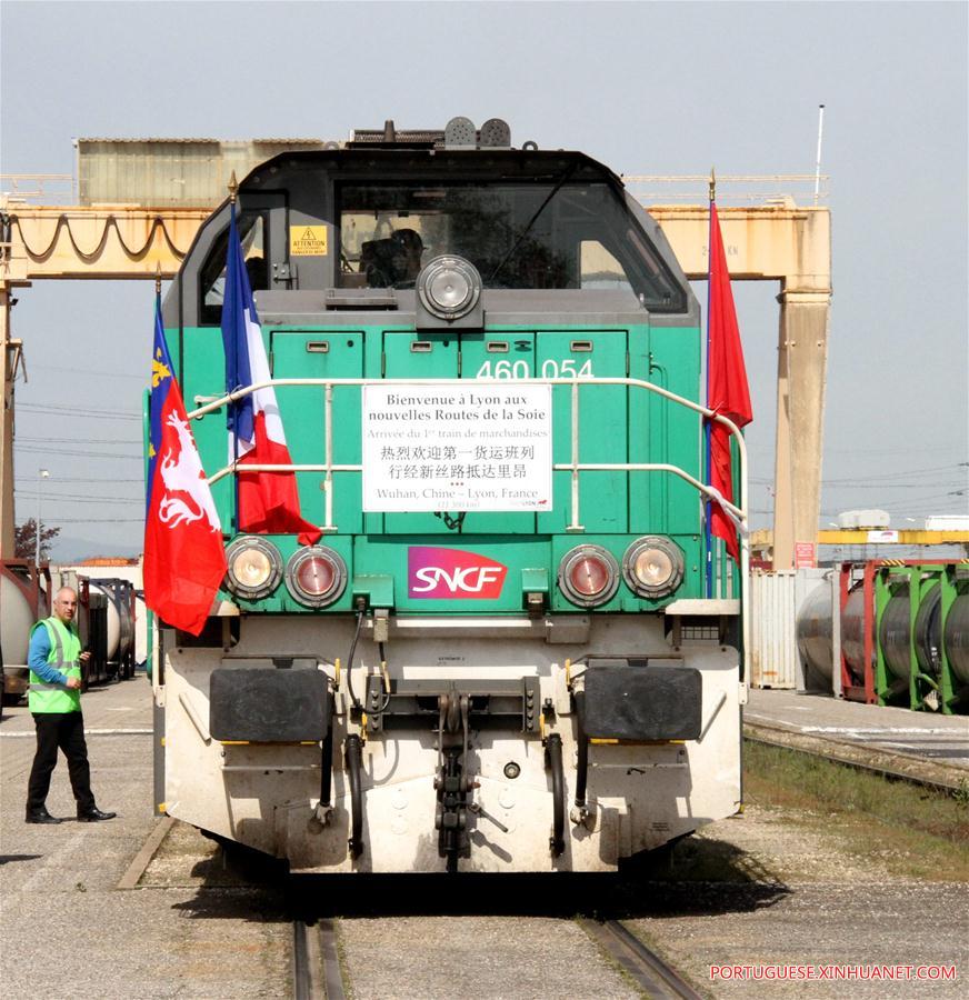 Visita de Xi injetará novo ímpeto na parceria China-UE