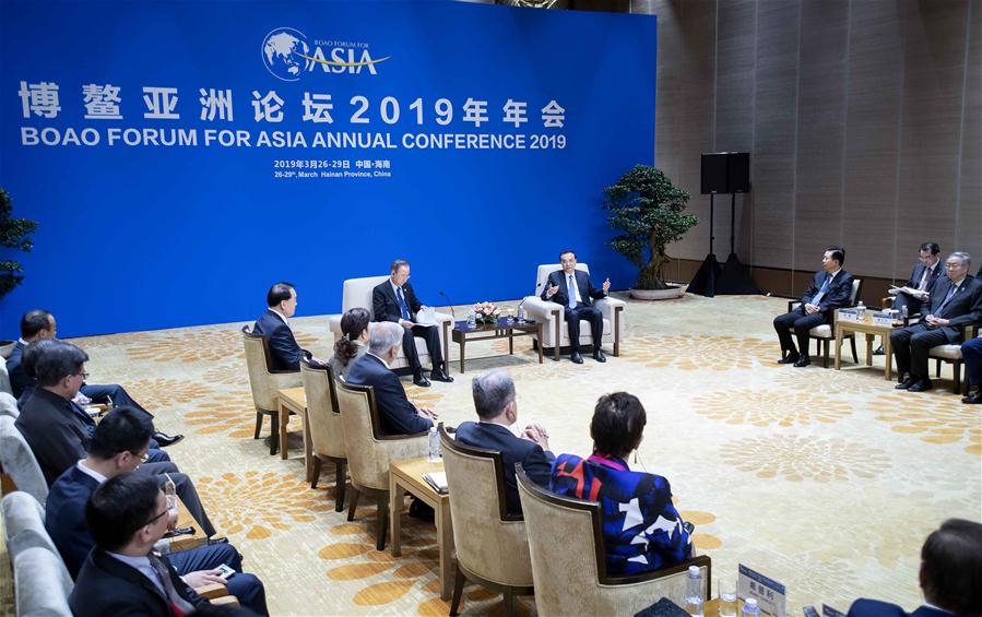 Premiê chinês reúne-se com membros da junta diretiva do Fórum de Boao para a ásia