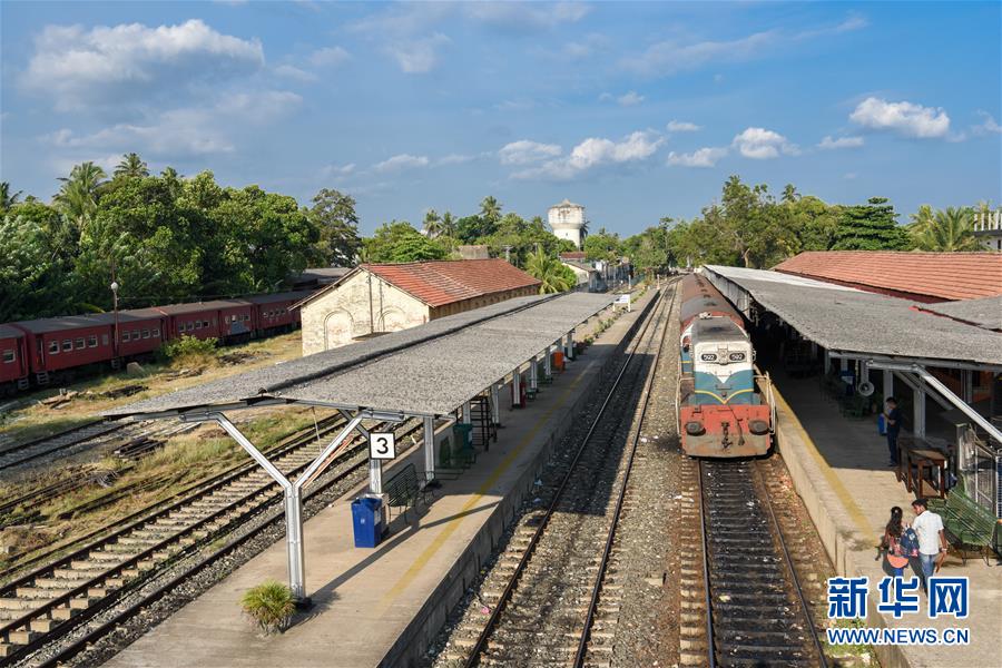Cintur?o e Rota com novo projeto ferroviário no Sri Lanka