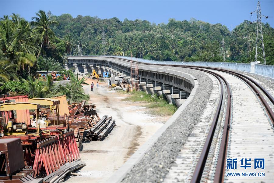 Cintur?o e Rota com novo projeto ferroviário no Sri Lanka