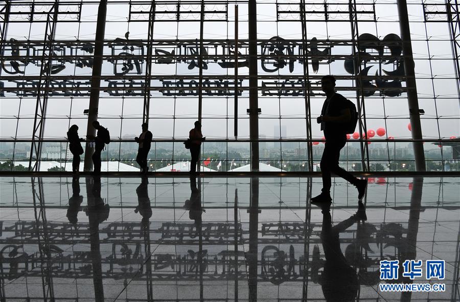 Guangzhou inaugura 125a Feira de Importa??o e Exporta??o da China