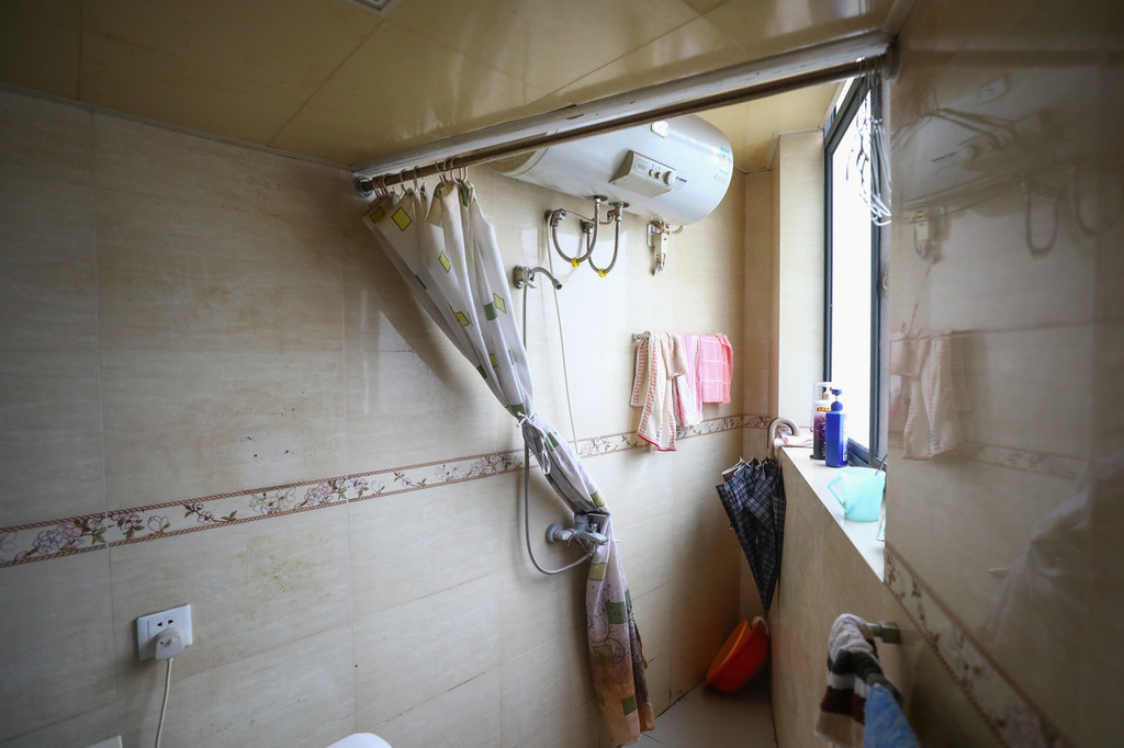 'Edifício de papel' em Shanghai torna-se viral na internet