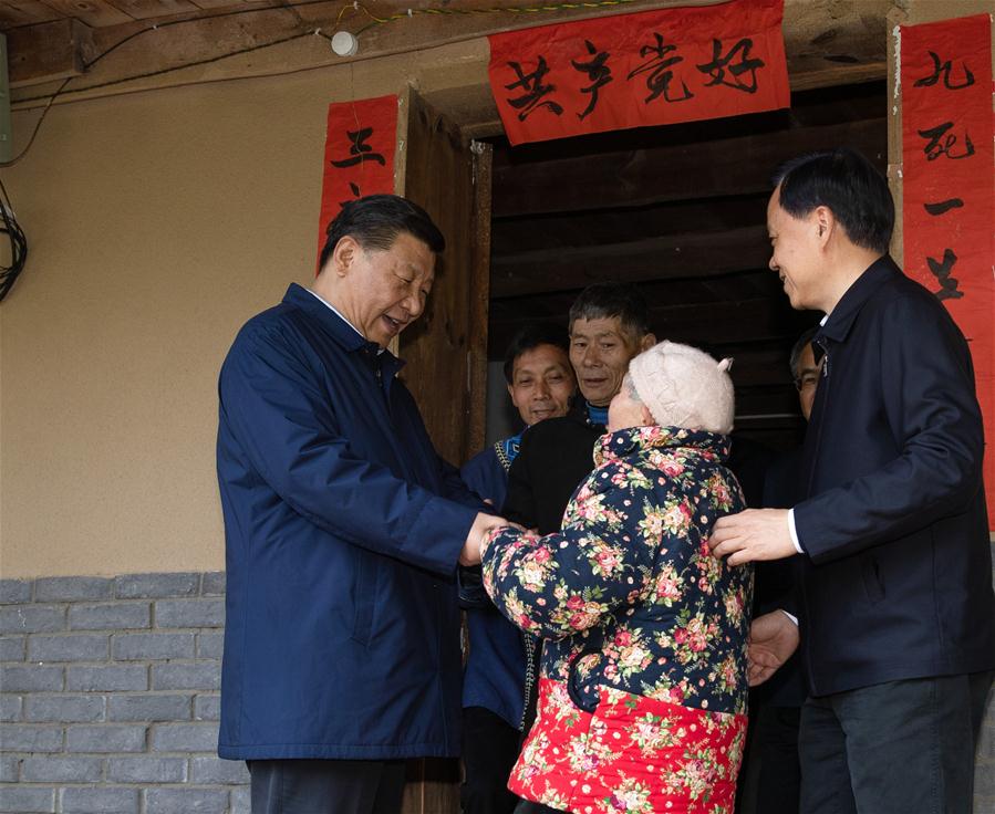 Xi pede maiores esfor?os para vencer batalha contra pobreza dentro do prazo