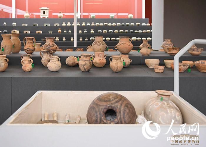 China: relíquias culturais devolvidas pela Itália em exibi??o no museu nacional