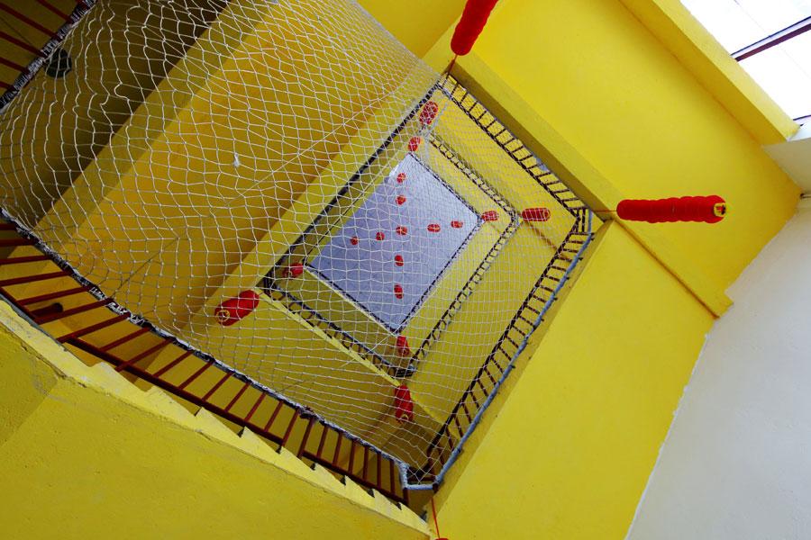 Decorador de interiores chinês captura fotos da beleza de escadas em espiral