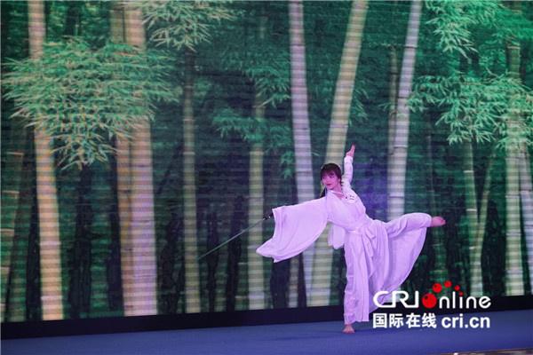 Língua e cultura chinesas ajudam a conectar cora??es por um mundo melhor