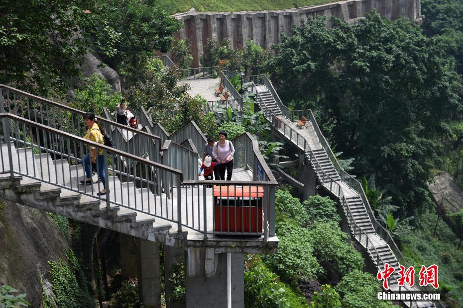 Galeria: Caminho especial para casa em Chongqing