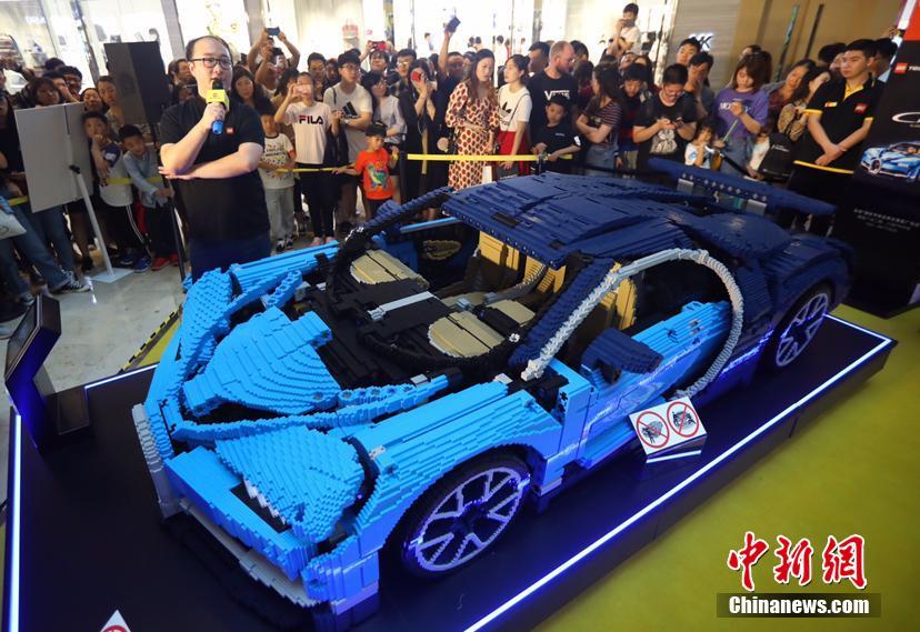 Galeria: Nanjing apresenta Bugatti Veyron em 238.762 pe?as de Lego
