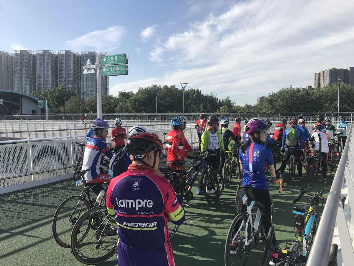 Galeria: Beijing inaugura primeira ciclovia