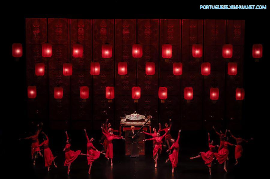 Balé nacional da China encanta brasileiros