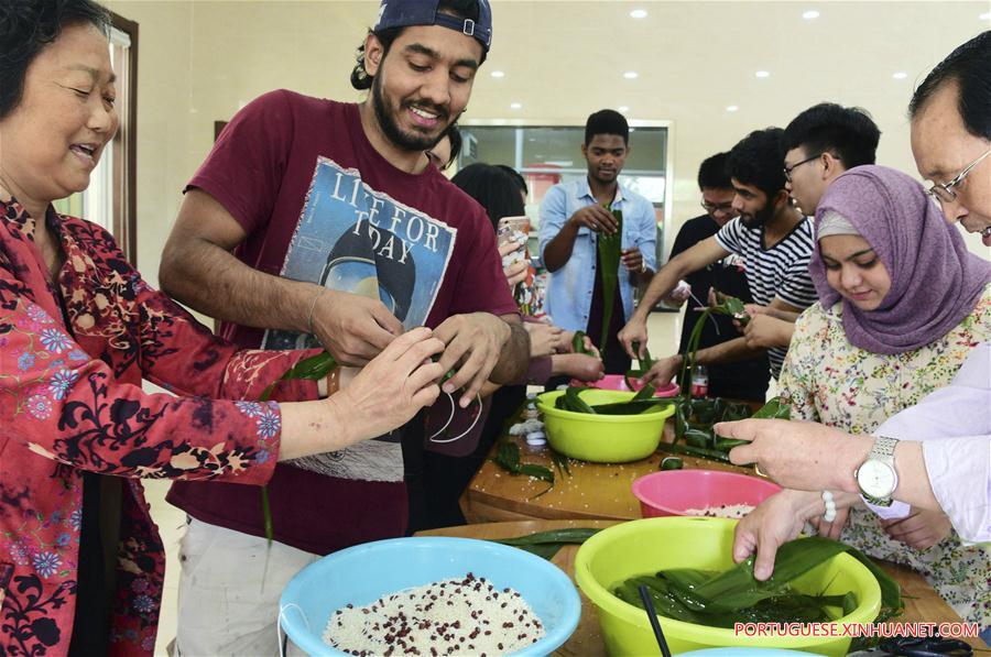 Eventos ao redor da China comemoram Festival do Barco-Drag?o