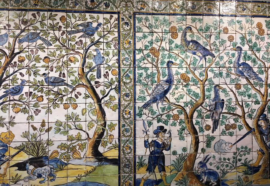 Cidade Proibida é enfeitada com azulejos nas comemora??es de 40 anos de rela??es sino-portuguesas