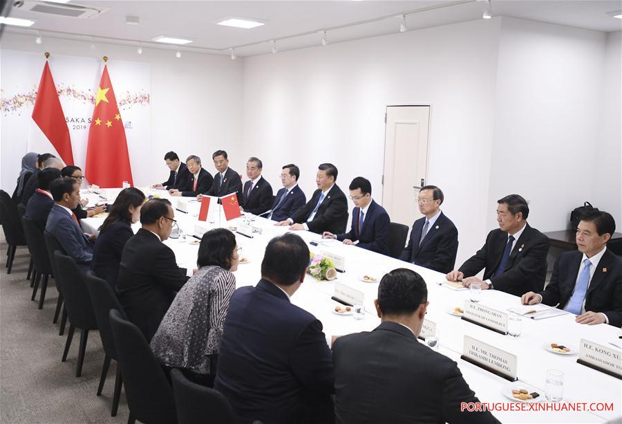 Presidente chinês se reúne com homólogo indonésio sobre rela??es bilaterais