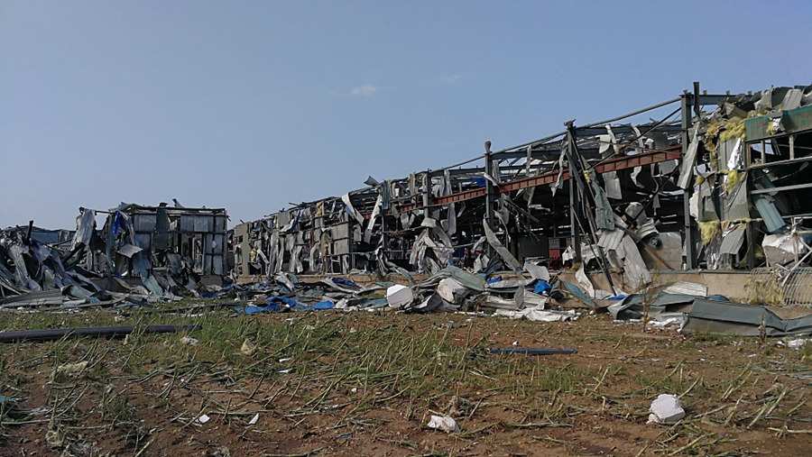 Trabalhos de resgate em andamento após tornado mortal na província de Liaoning