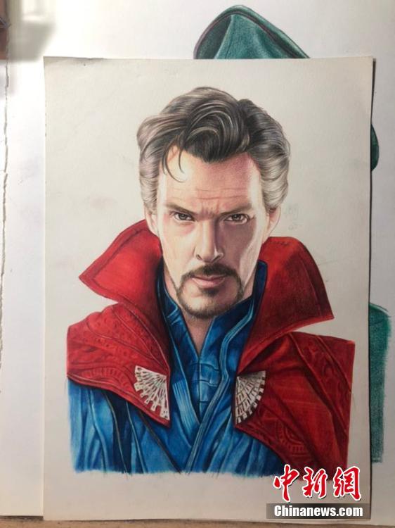 Artista chinês desenha Tony Stark com 3000 rota??es de um compasso