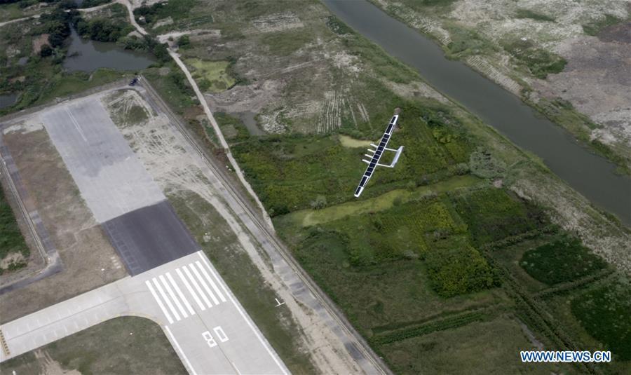 Aeronave n?o tripulada movida a energia solar de fabrico chinês faz voo inaugural