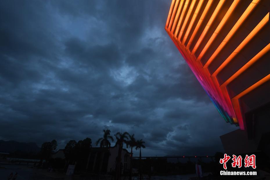 China lan?a resposta emergencial ao tuf?o Lekima