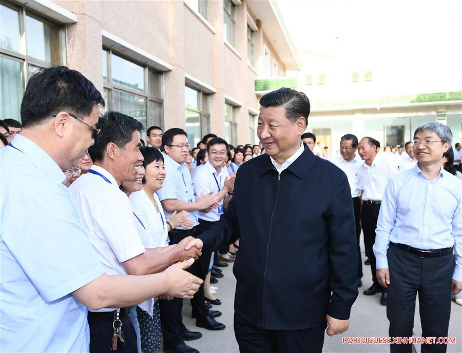 Xi visita patrim?nio cultural em Gansu