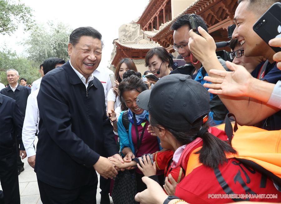 Xi visita patrim?nio cultural em Gansu