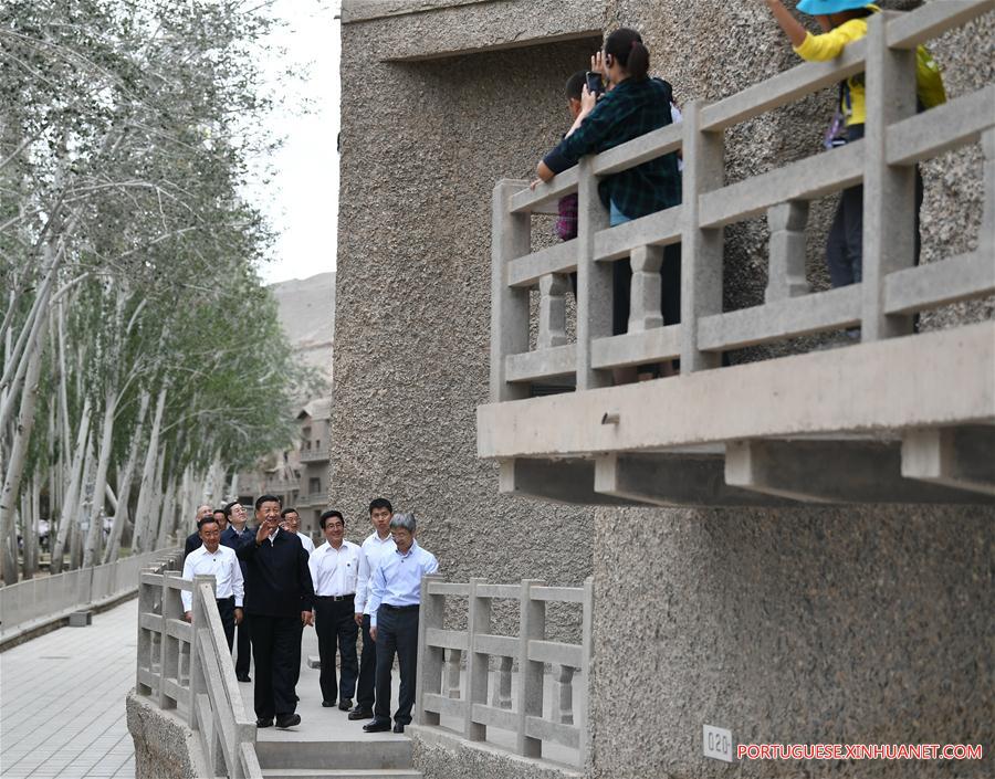Xi visita patrim?nio cultural em Gansu