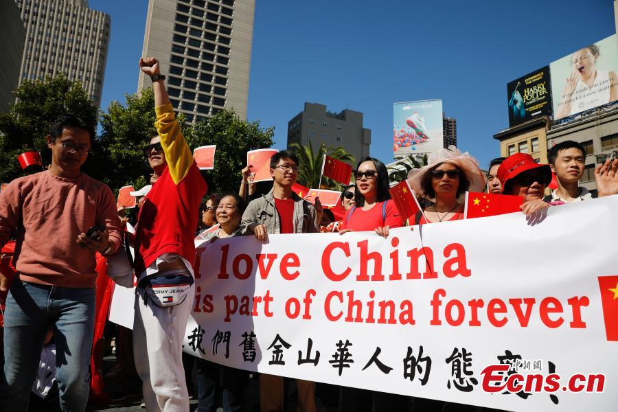 Chineses em S?o Francisco pedem o fim da violência em Hong Kong