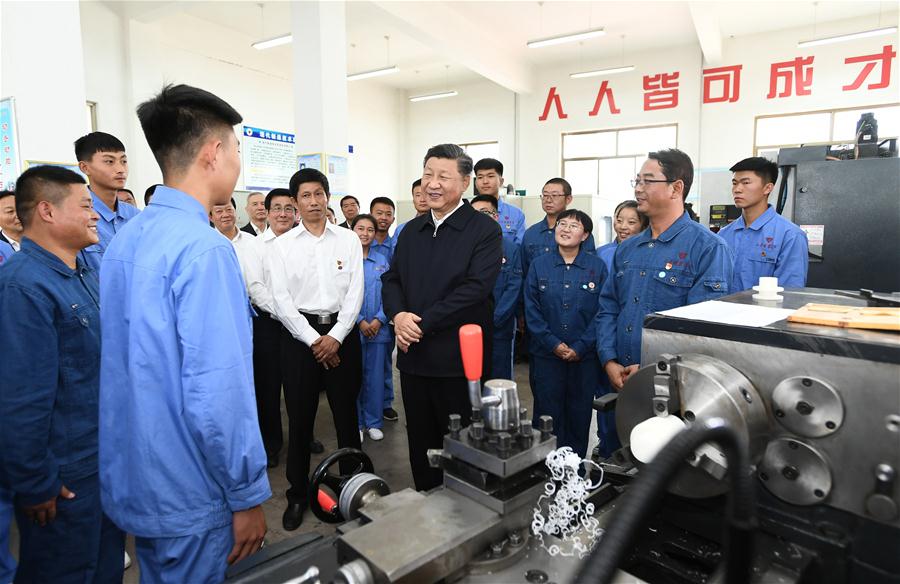 Xi faz visita de inspe??o em Shandan, província de Gansu