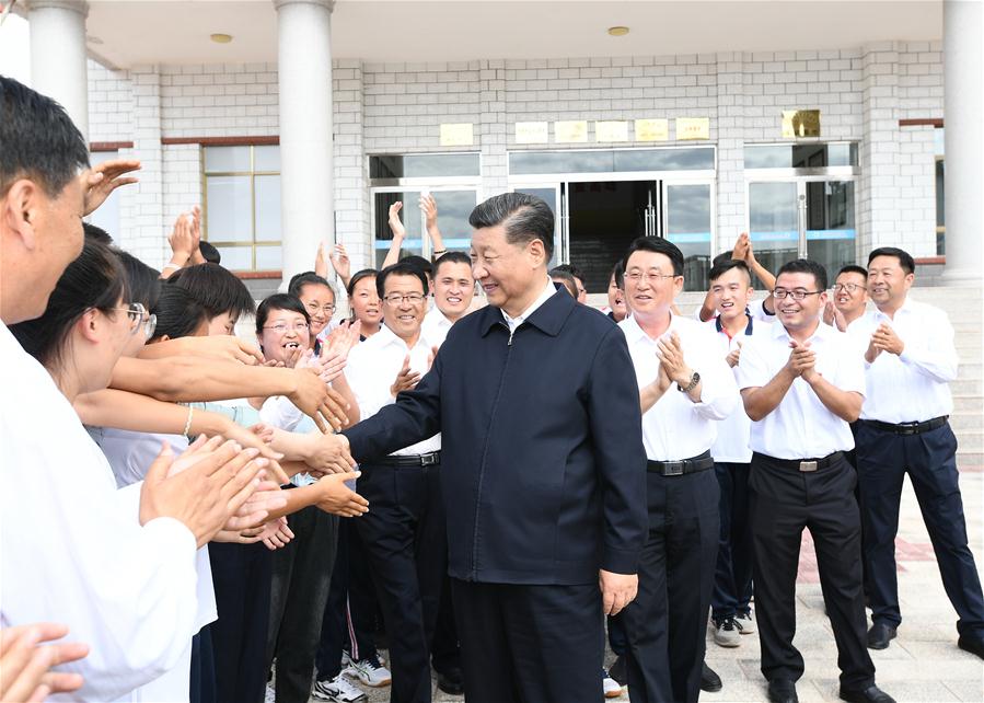 Xi faz visita de inspe??o em Shandan, província de Gansu