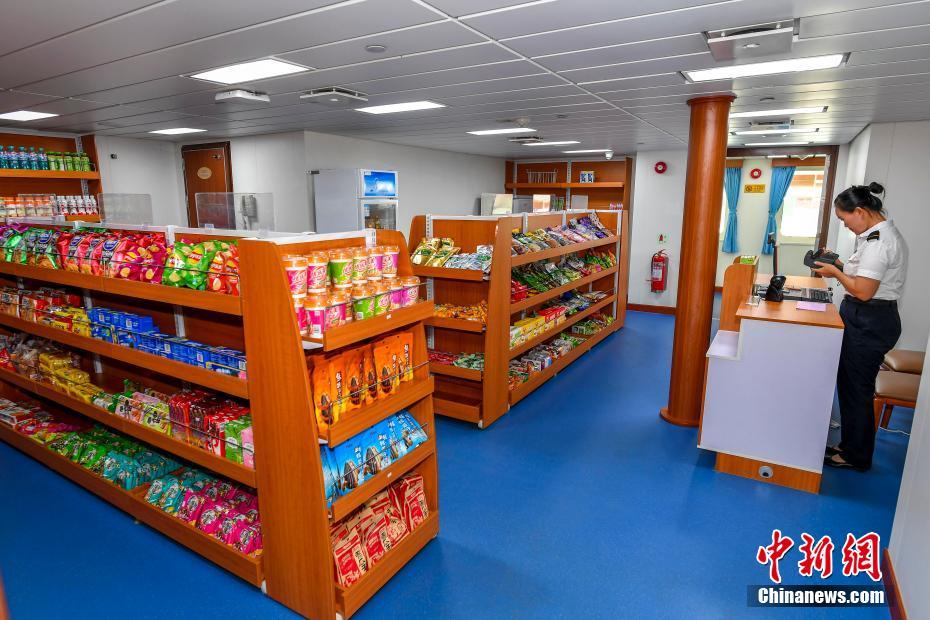 Hainan: navio de logística e abastecimento “Sansha 2” realiza navega??o de estreio 