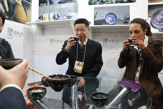 Exibi??o de Boutique Cultural de Fujian aberta no Brasil