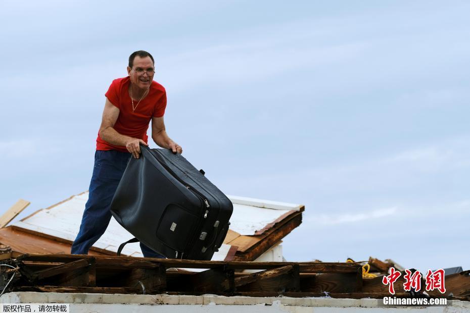 Fura??o Dorian atinge Bahamas