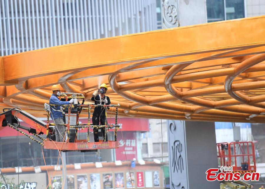 “Hot pot” enfeita centro de Chongqing