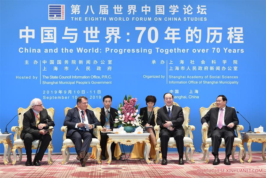 Alto funcionário do PCCh pede contribui??o à aprendizagem mútua e benefício recíproco entre China e mundo