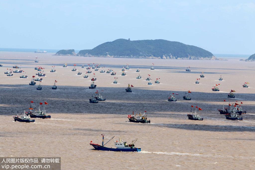 Temporada de pesca come?a no Mar da China Oriental