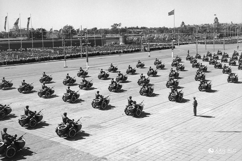 RPC: da cerim?nia de funda??o em 1949 ao desfile militar do Dia Nacional em 1959