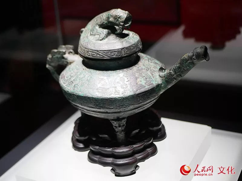 Relíquias culturais devolvidas do exterior s?o exibidas em Beijing