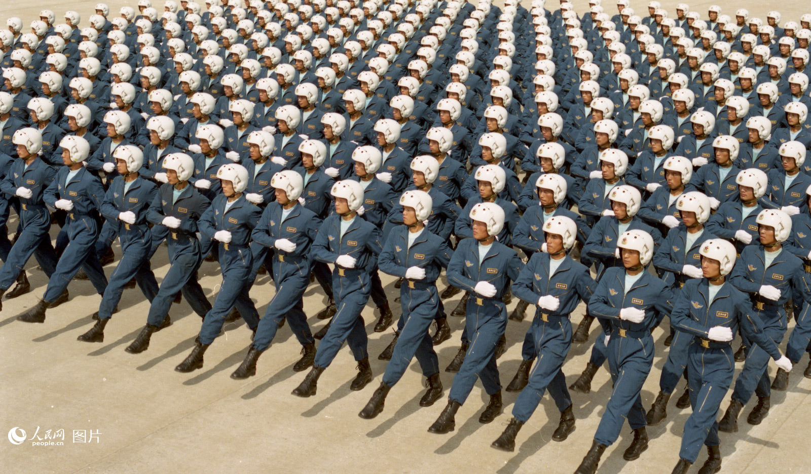 Galeria: parada militar celebrou 50o aniversário da funda??o da Nova China (1999)