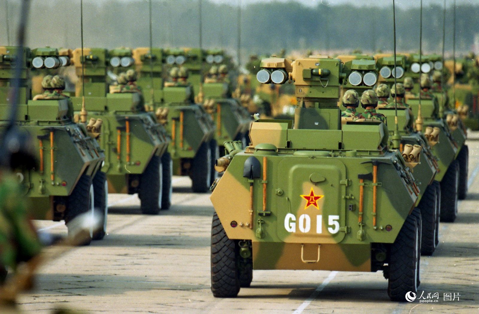 Galeria: parada militar celebrou 50o aniversário da funda??o da Nova China (1999)