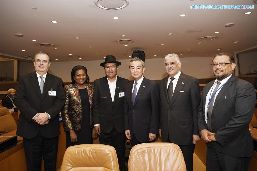 Coopera??o China-América Latina é uma escolha voluntária de ambas as partes, diz chanceler chinês