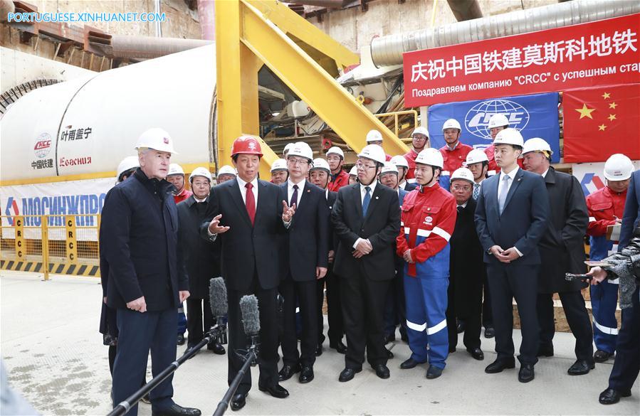 China e Rússia prometem promover coopera??o extensa e coordena??o legislativa