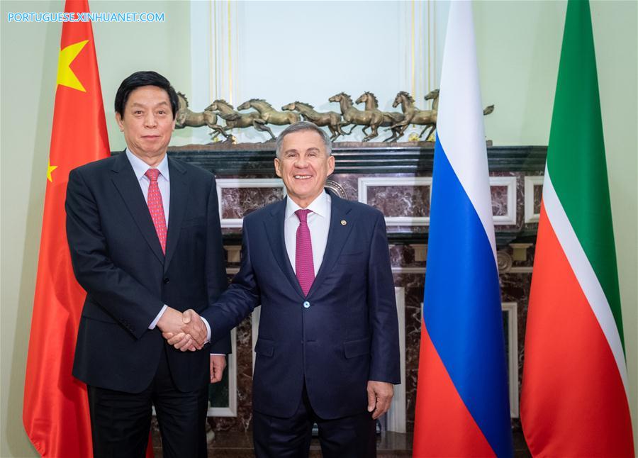 China e Rússia prometem promover coopera??o extensa e coordena??o legislativa