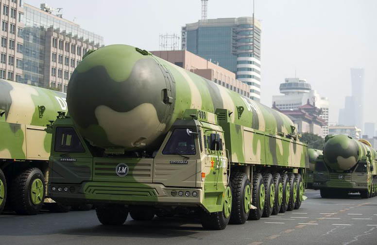China revela os mais avan?ados mísseis nucleares estratégicos intercontinentais Dongfeng-41