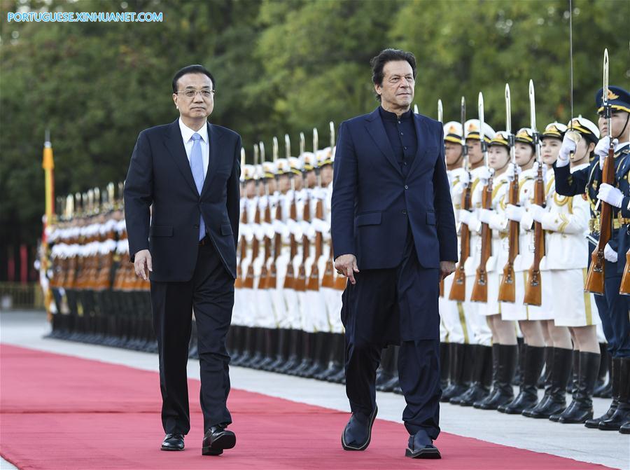 China e Paquist?o prometem refor?ar coopera??o