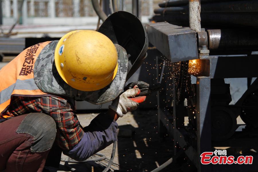 Marco estabelecido na renova??o do Aeroporto de Lhasa Gonggar 