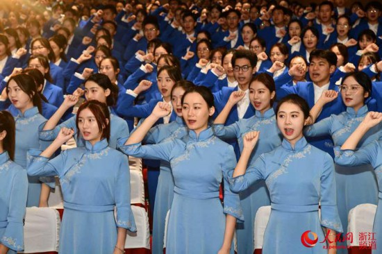 1000 voluntários prontos para 6a Conferência Mundial da Internet