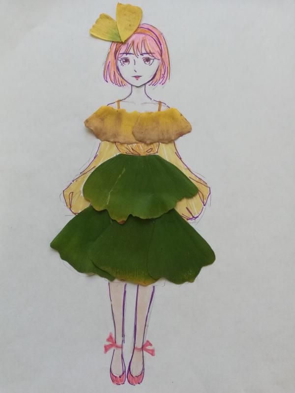 Estudantes universitários chineses transformam folhas em arte