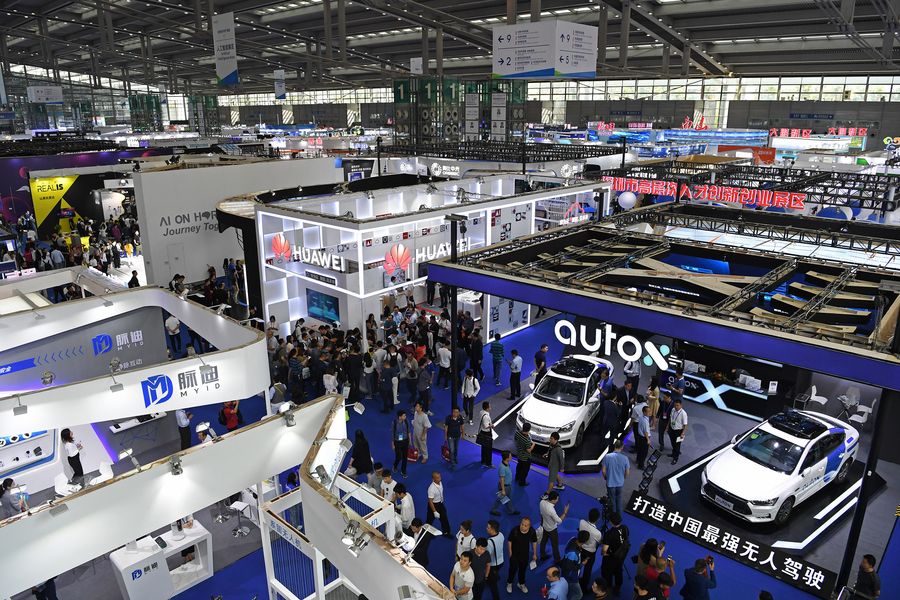 Mais de 700 tecnologias s?o exibidas em Feira Hi-Tech da China